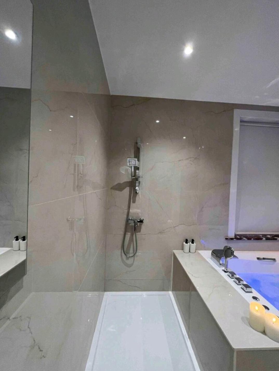 Sublime Appartement Calme Cosy & Jacuzzi ブリュッセル エクステリア 写真